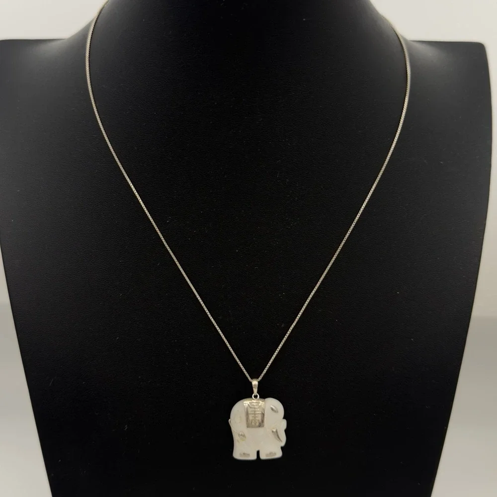 Vtg Mother Of Pearl Sterling Silver Necklace Elephant Chinese Good Luck Pendant
